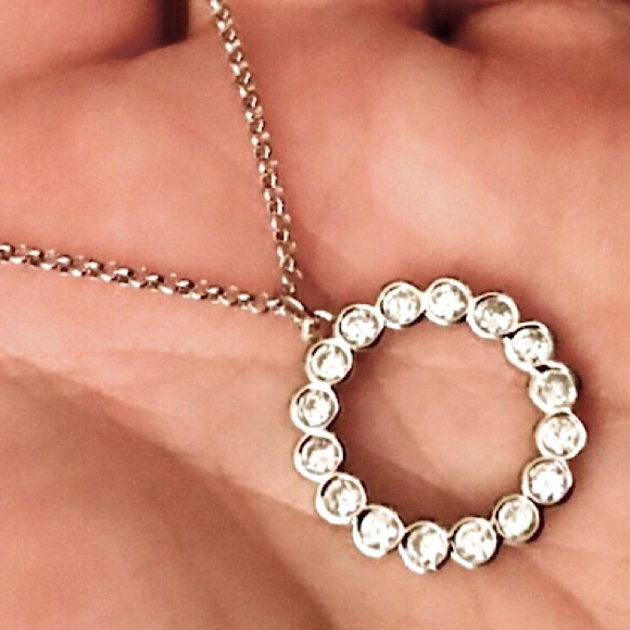 🆕🔥♠️KATE SPADE GORGEOUS FULL CIRCLE STERLING SILVER&CLEAR STUDS NECKLACE👀PICS - Picture 3 of 17